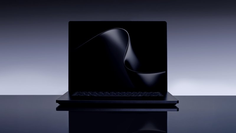 Microsoft event debuts new AI-friendly hardware and Windows changes