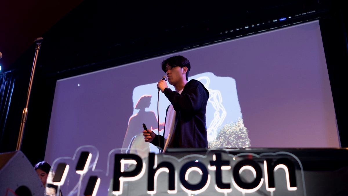 Photon held a funeral for mobile apps. Now it has $4.5M to help replace them with agents.